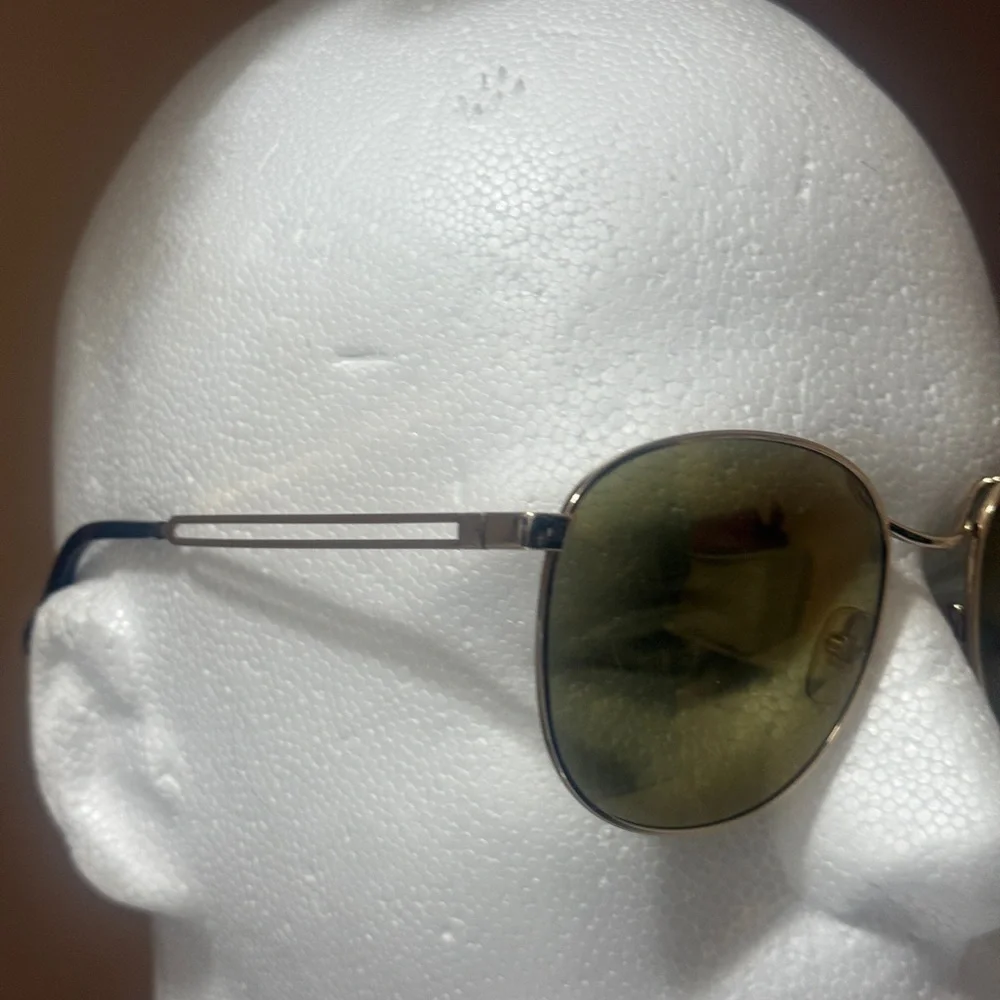 Givenchy Oval Aviator Stylish Aviator Sunglasses with Green Lenses unisex